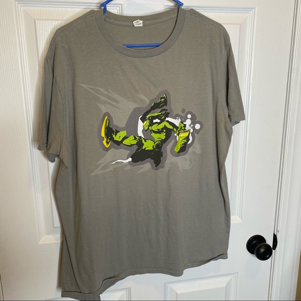 OverWatch Lucio Men’s Large T shirt